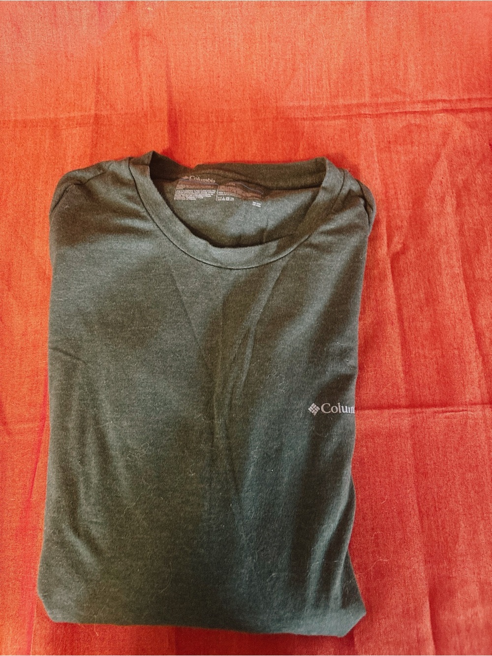 Columbia Men’s Dark Green Long Sleeve Tee. Long. Size M